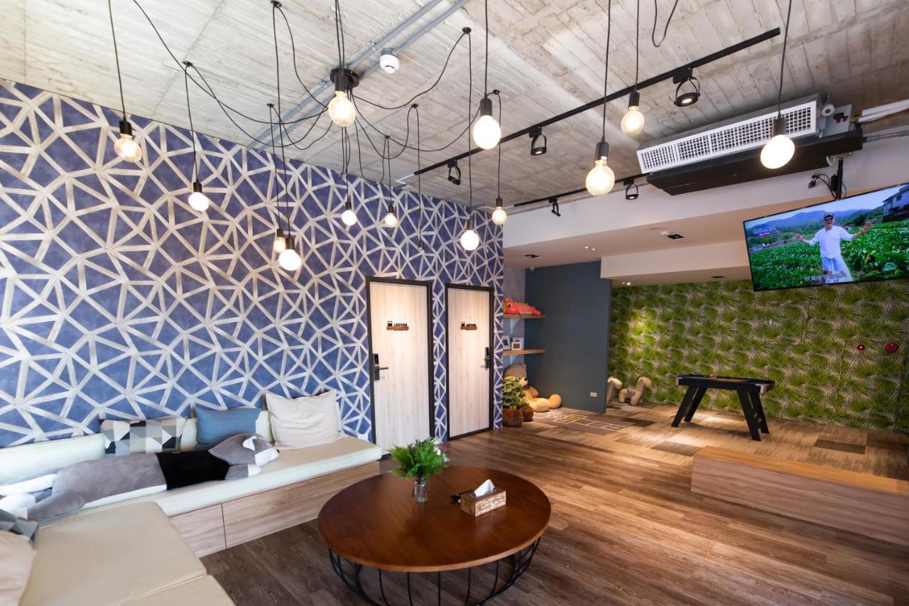 Lovestar Lakeside Hotel - Stars Building Nanwan Εξωτερικό φωτογραφία