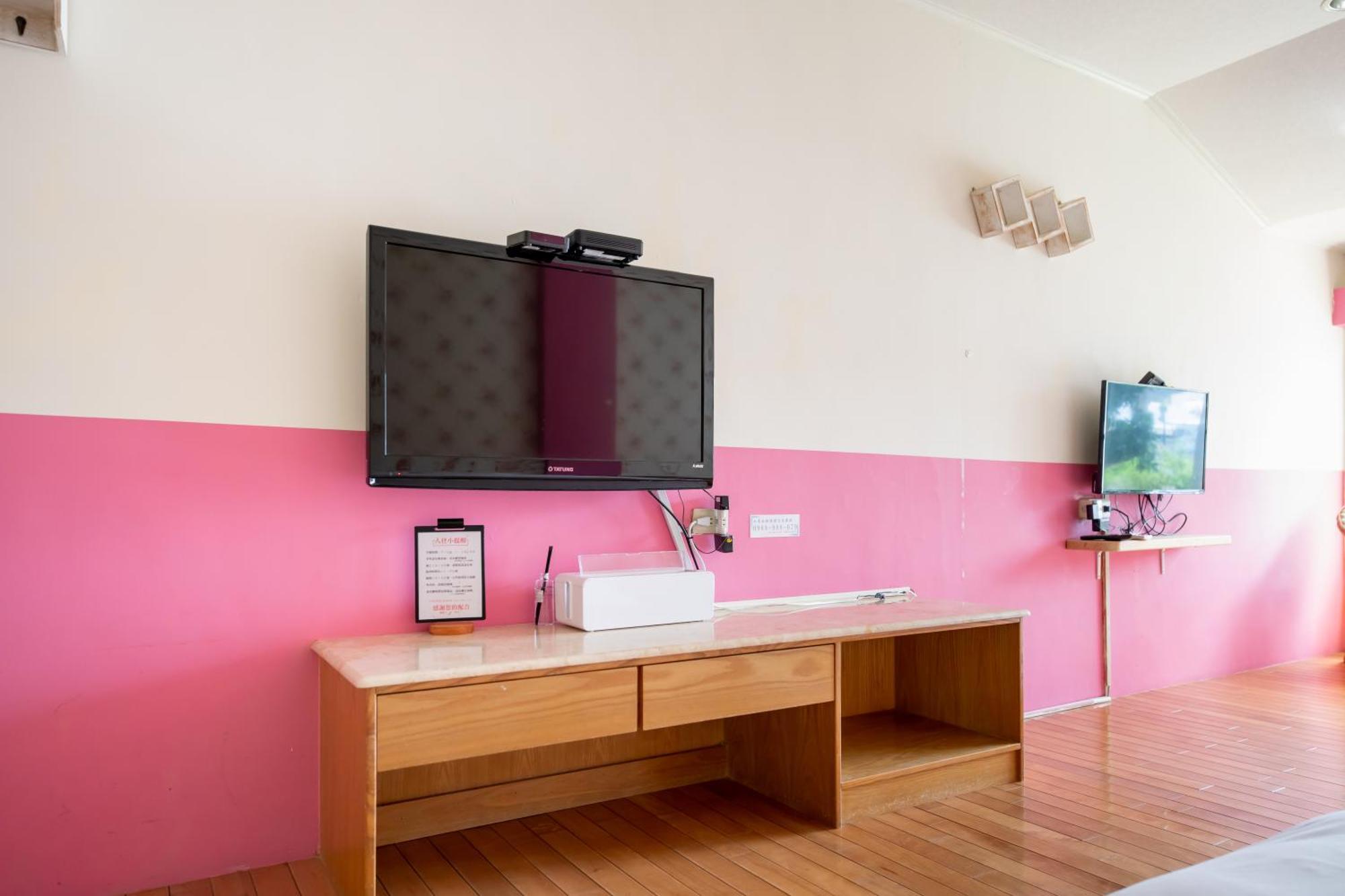 Lovestar Lakeside Hotel - Stars Building Nanwan Δωμάτιο φωτογραφία